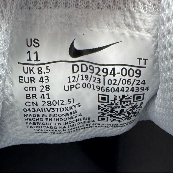 Nike Downshifter 12 Running Shoes DD9294-009 Women's Sz 11 New - Picture 10 of 10